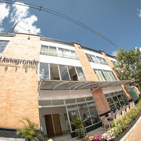 Llanogrande Airport By Bernalo Hotels Rionegro Kültér fotó
