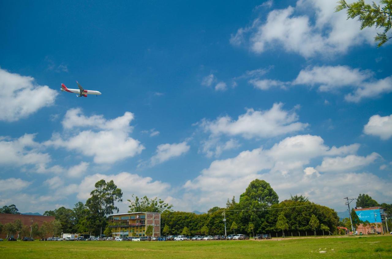 Llanogrande Airport By Bernalo Hotels Rionegro Kültér fotó