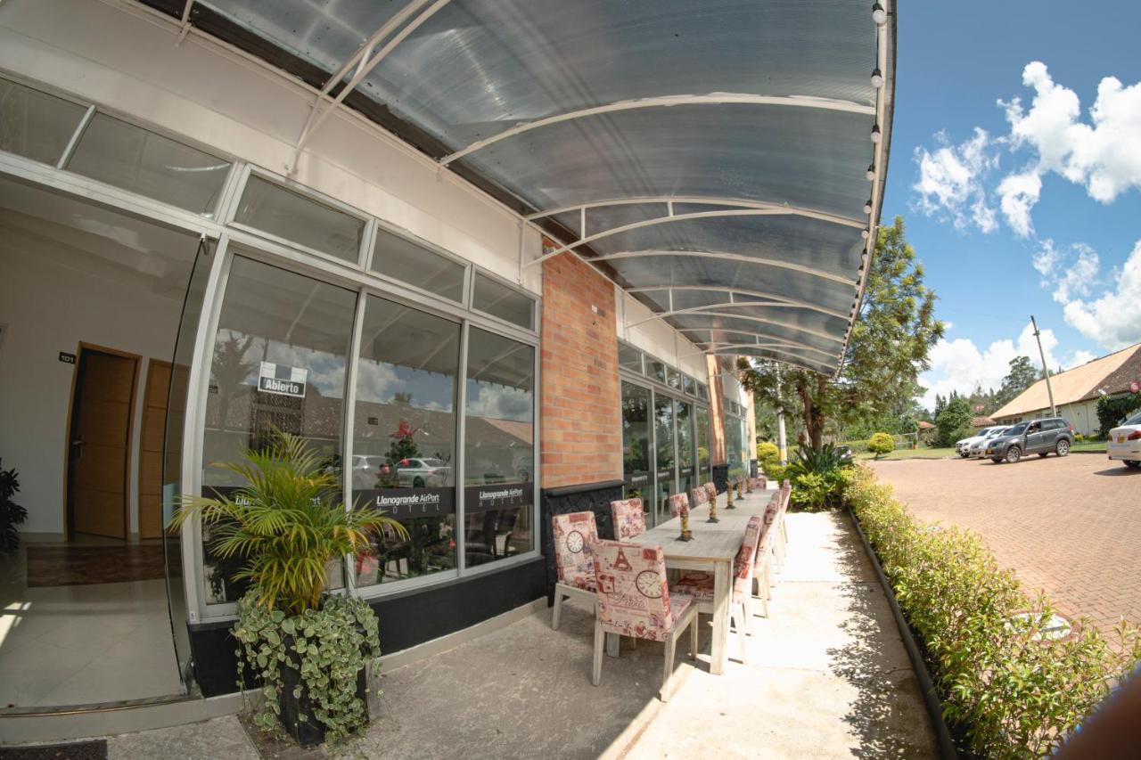 Llanogrande Airport By Bernalo Hotels Rionegro Kültér fotó