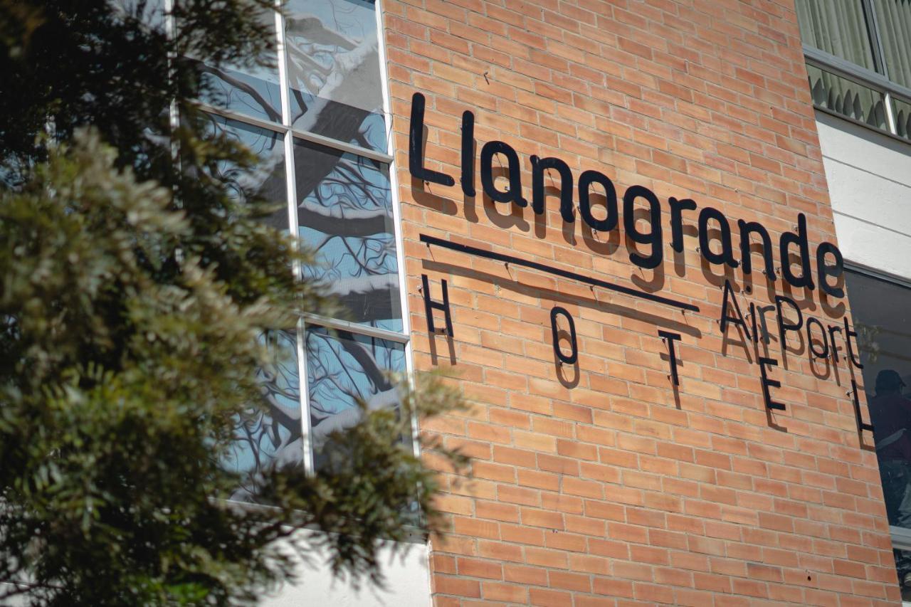 Llanogrande Airport By Bernalo Hotels Rionegro Kültér fotó