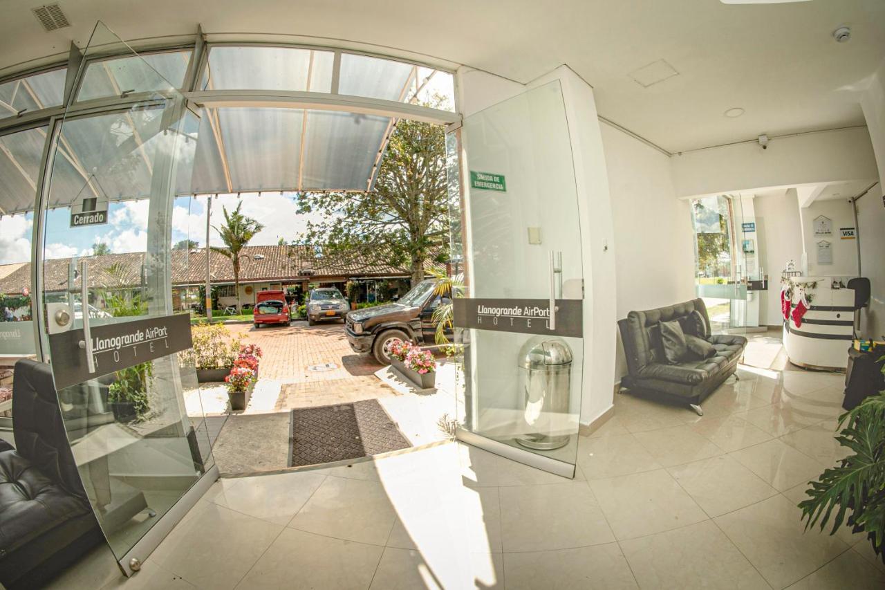 Llanogrande Airport By Bernalo Hotels Rionegro Kültér fotó